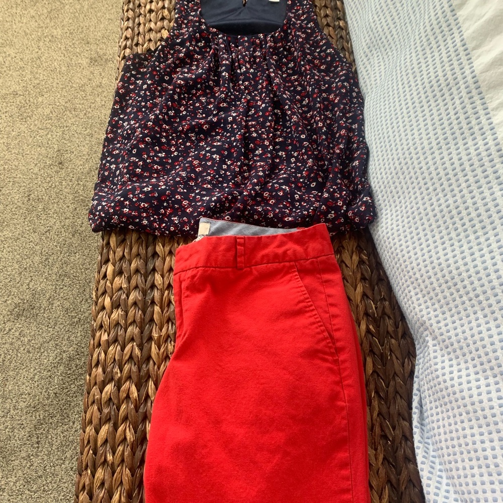 Banana republic red pants/outfit